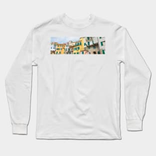 Typical architecture and colors of terrace homes in Italian village of Riomaggiore Long Sleeve T-Shirt